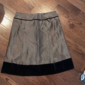 Ann Taylor Holiday Party Skirt Sz 6P Gold & Black Velvet silk blend Lined Flare